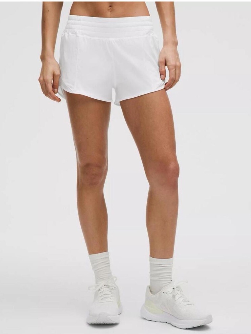 Lululemon size 4 shorts bundle inseam 2.5’ - Picture 5 of 8